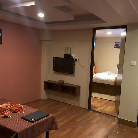 Zenith Apartments